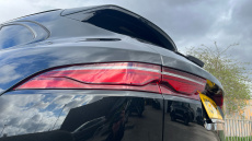 Jaguar F-Pace 3.0 D300 R-Dynamic SE Black 90th Anniv 5dr Auto Diesel Estate